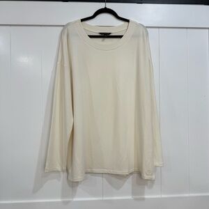 Banana Republic Cream Crew Neck Sweater